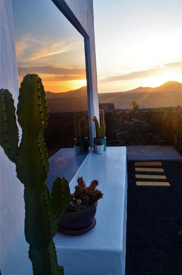 El Refugio Apartment Famara Exterior photo